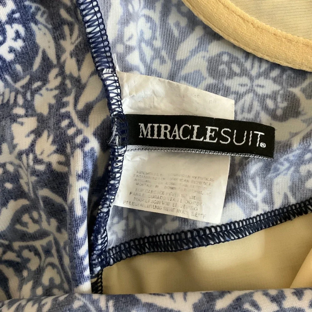 Miraclesuit One Piece Swimsuit Women 10 Blue White Ruched Tummy Control
